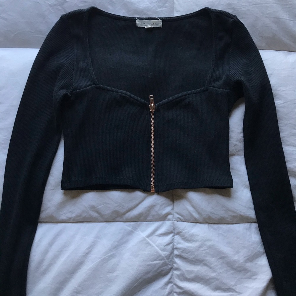 Pascun/ L.A. Hearts black zip up crop top